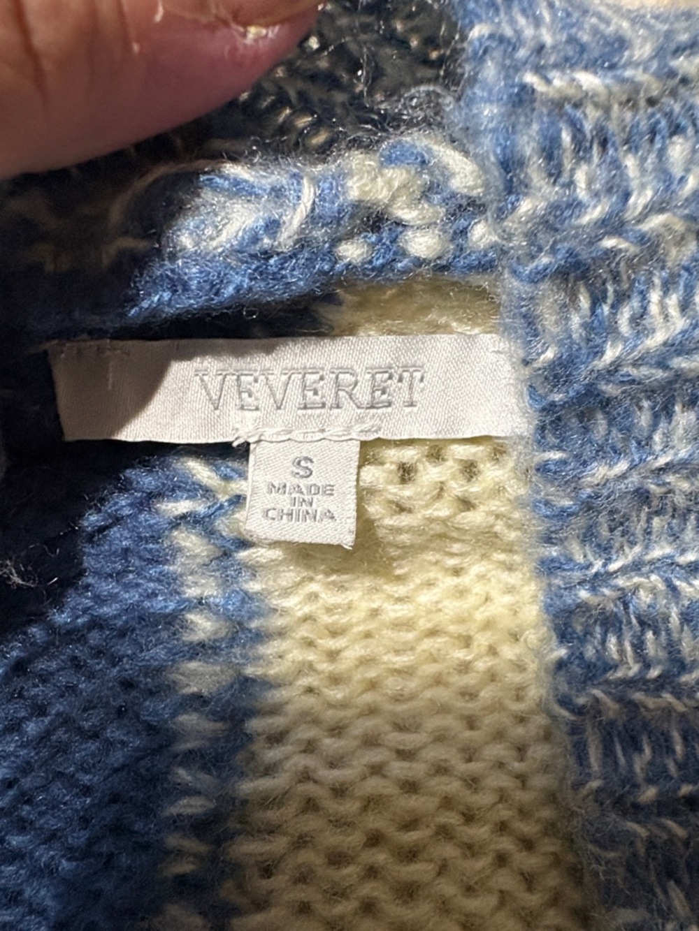 Checked Open-Front Women's Cardigan in Blue and Cream - Picture 2 of 4